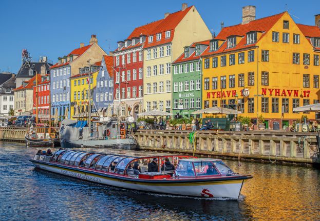 Canal Tour_Nyhavn.jpg