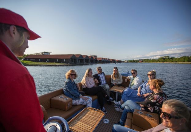 Hygge - sightseeing with an electric boat in Copenhagen