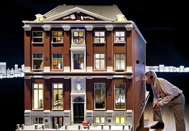 Museum Het Grachtenhuis Gives You Access To The Amsterdam Canals